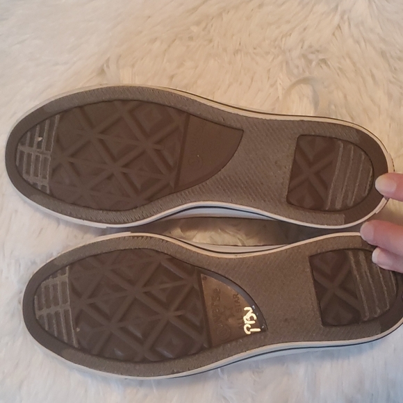 Converse Multi-colored Sneakers - Picture 5 of 7